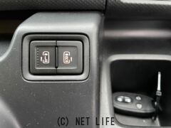 三菱 デリカD：2