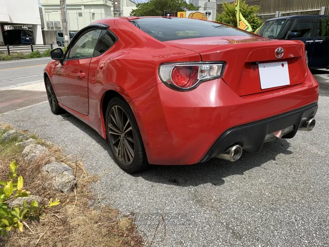 トヨタ 86 2.0 GT・2012(H24)年式・レッドレッド・2000cc・URZO南上原