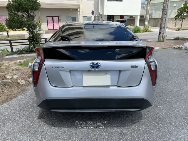 トヨタ プリウス