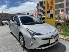 トヨタ プリウス