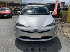 トヨタ プリウス