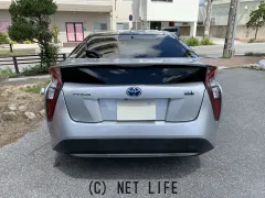 トヨタ プリウス