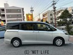 トヨタ ヴォクシー