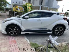 トヨタ C-HR