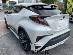 トヨタ C-HR