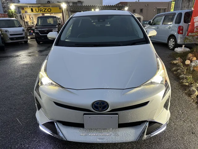トヨタ プリウス