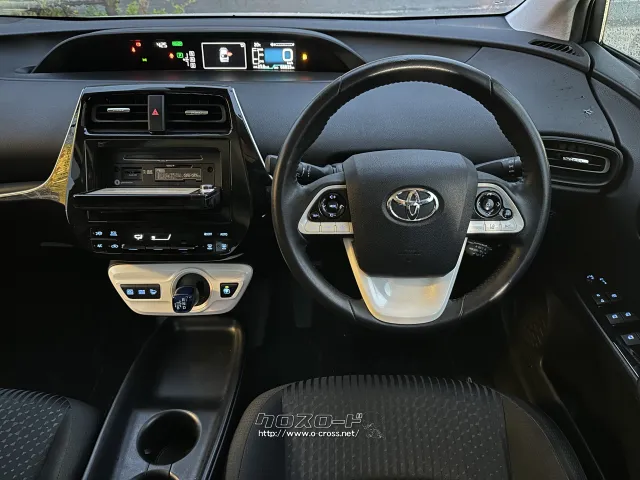 トヨタ プリウス