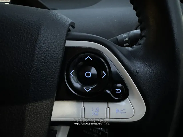 トヨタ プリウス