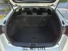 トヨタ プリウス