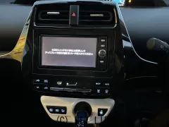 トヨタ プリウス