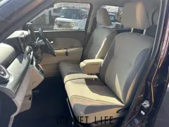 ダイハツ キャスト