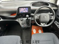 トヨタ シエンタ