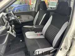 ダイハツ キャスト