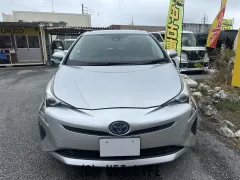 トヨタ プリウス