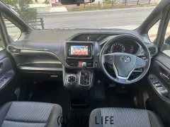 トヨタ ヴォクシー