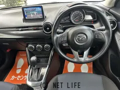 マツダ デミオ