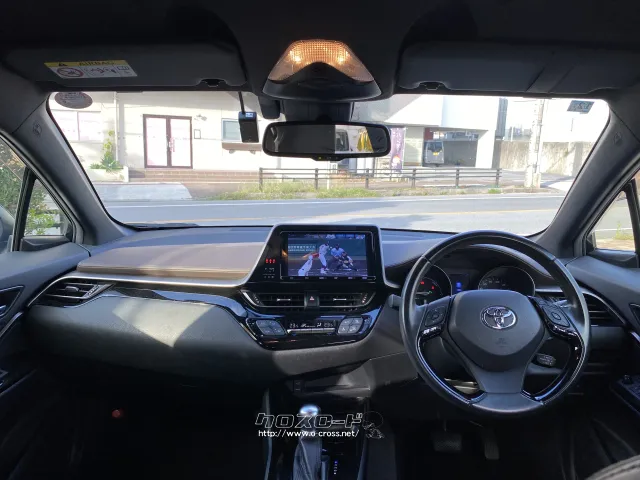 トヨタ C-HR