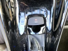 トヨタ C-HR