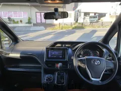 トヨタ ヴォクシー