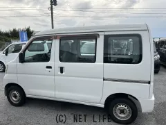 ダイハツ ハイゼットカーゴ