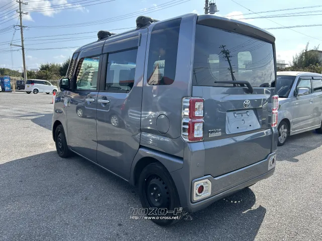 トヨタ ピクシスメガ