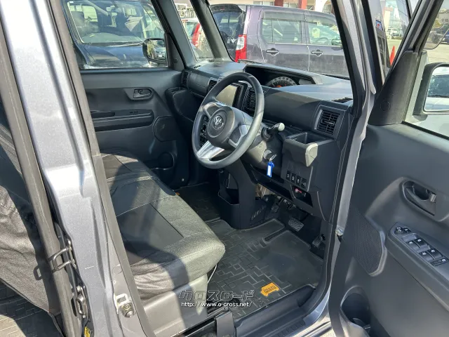 トヨタ ピクシスメガ