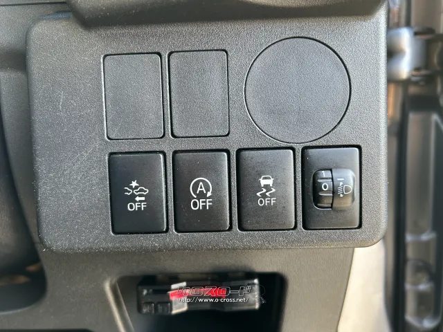 トヨタ ピクシスメガ