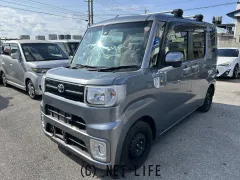 トヨタ ピクシスメガ