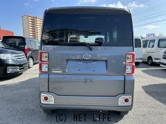 トヨタ ピクシスメガ