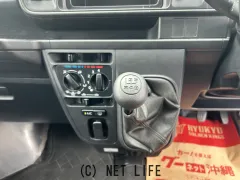 ダイハツ ハイゼットカーゴ