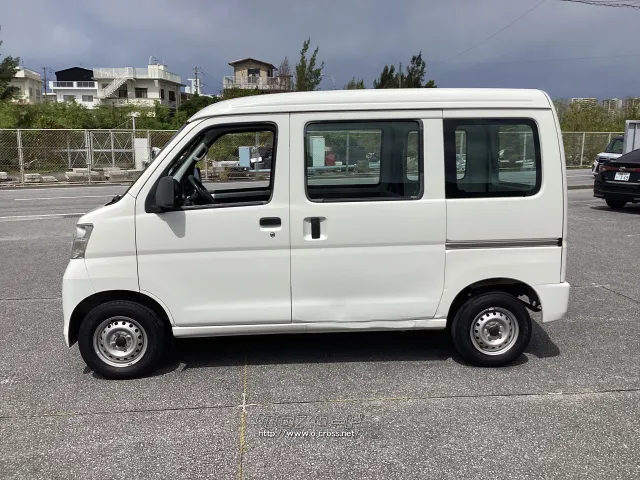 ダイハツ ハイゼットカーゴ