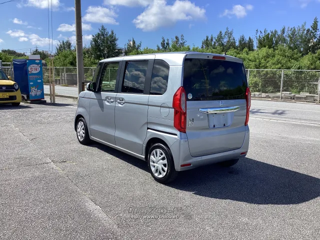 ホンダ N-BOX