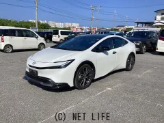 トヨタ プリウス