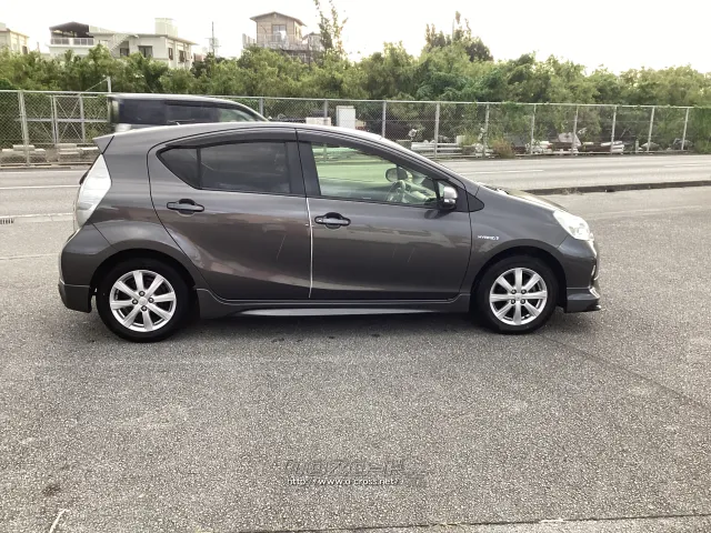 トヨタ アクア