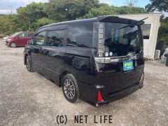 トヨタ ヴォクシー