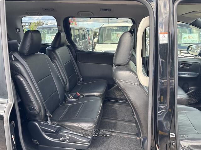 トヨタ ヴォクシー