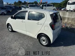 ダイハツ ミライース