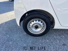 ダイハツ ミライース