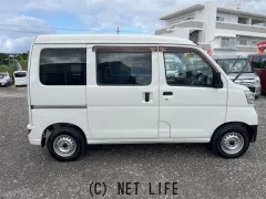 ダイハツ ハイゼットカーゴ