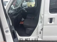 ダイハツ ハイゼットカーゴ