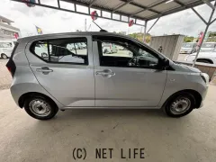 ダイハツ ミライース