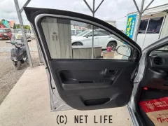 ダイハツ ミライース