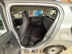 ダイハツ ミライース