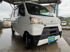 ダイハツ ハイゼットカーゴ