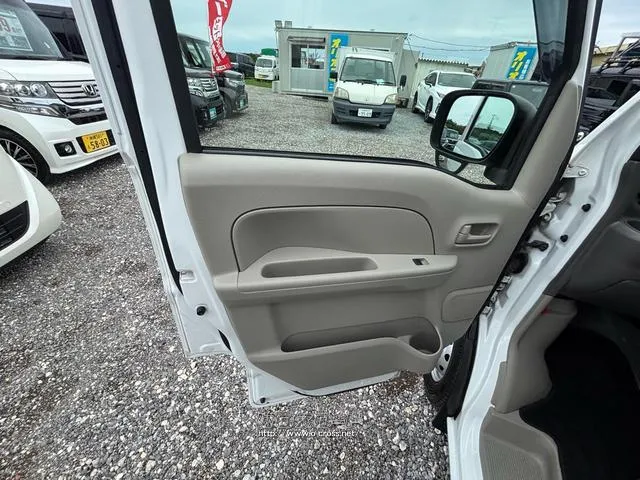 日産 NV100クリッパー