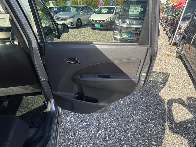 ダイハツ ムーヴ