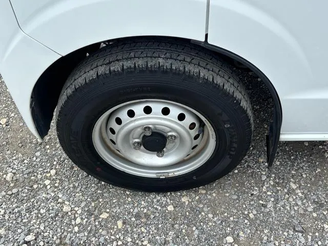 日産 NV100クリッパー