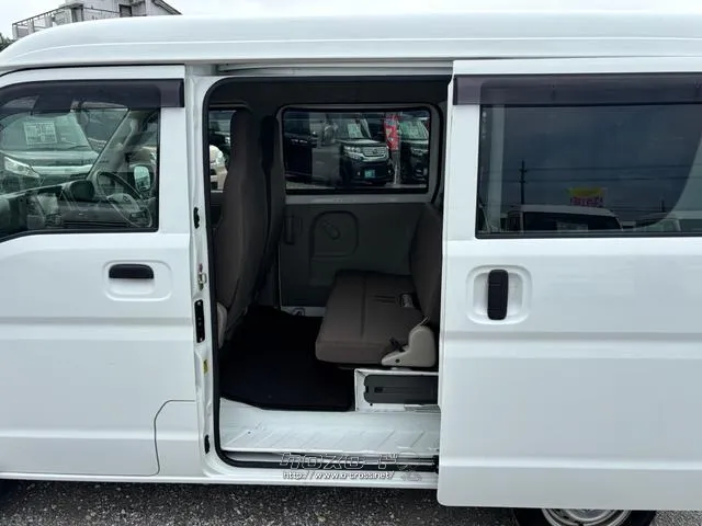 日産 NV100クリッパー