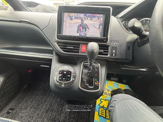 トヨタ ヴォクシー