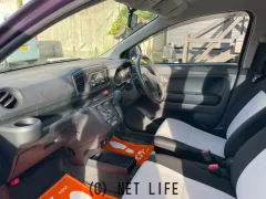 ダイハツ ミライース